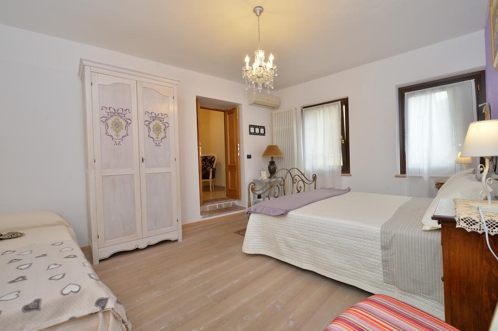 B&B Corte Giare Sant'Ambrogio di Valpolicella Ruang foto