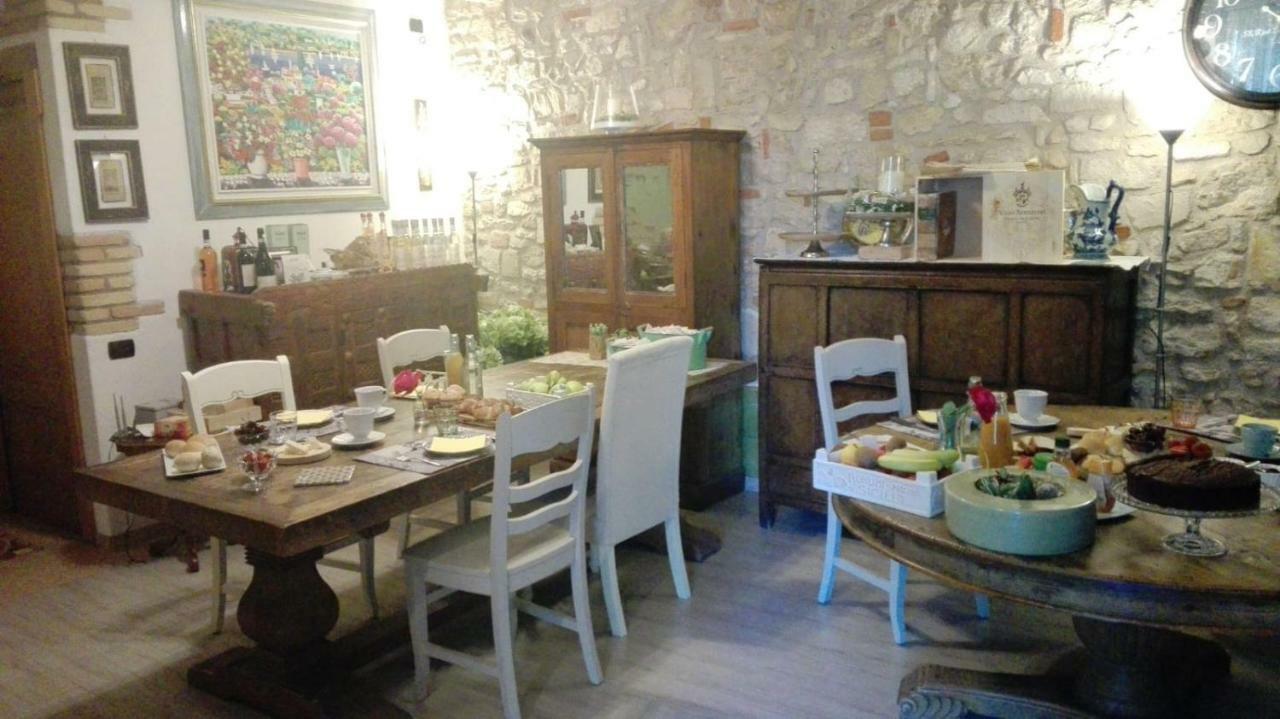 B&B Corte Giare Sant'Ambrogio di Valpolicella Bagian luar foto
